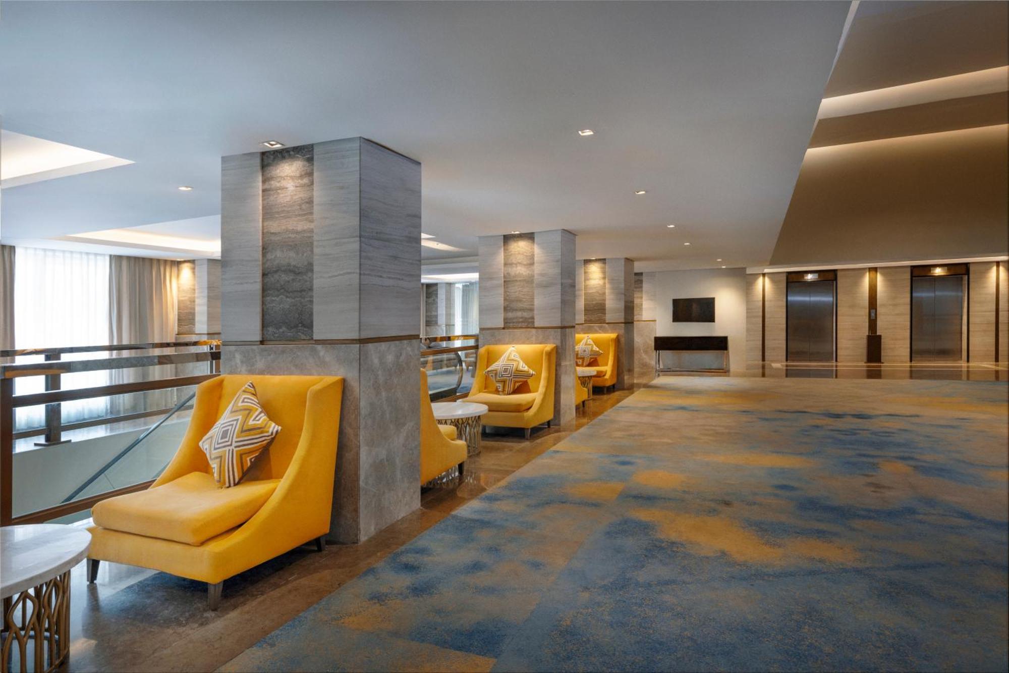 Summit Galleria Cebu Buitenkant foto