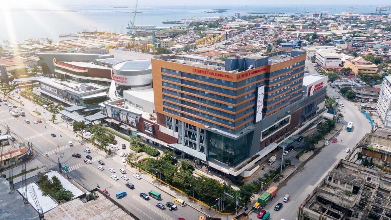 Summit Galleria Cebu Buitenkant foto